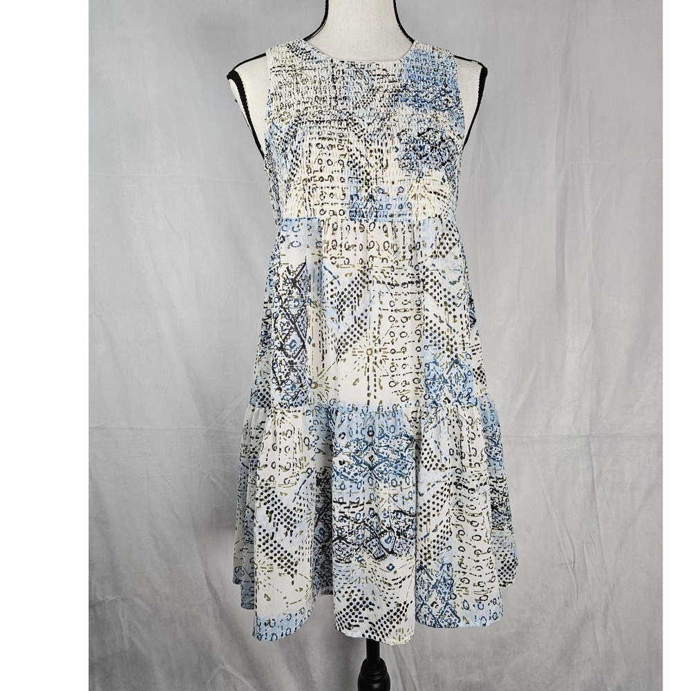 Princess Vera Wang Large‎ Blue White Abstract Smocked Tiered Sleeveless Dress